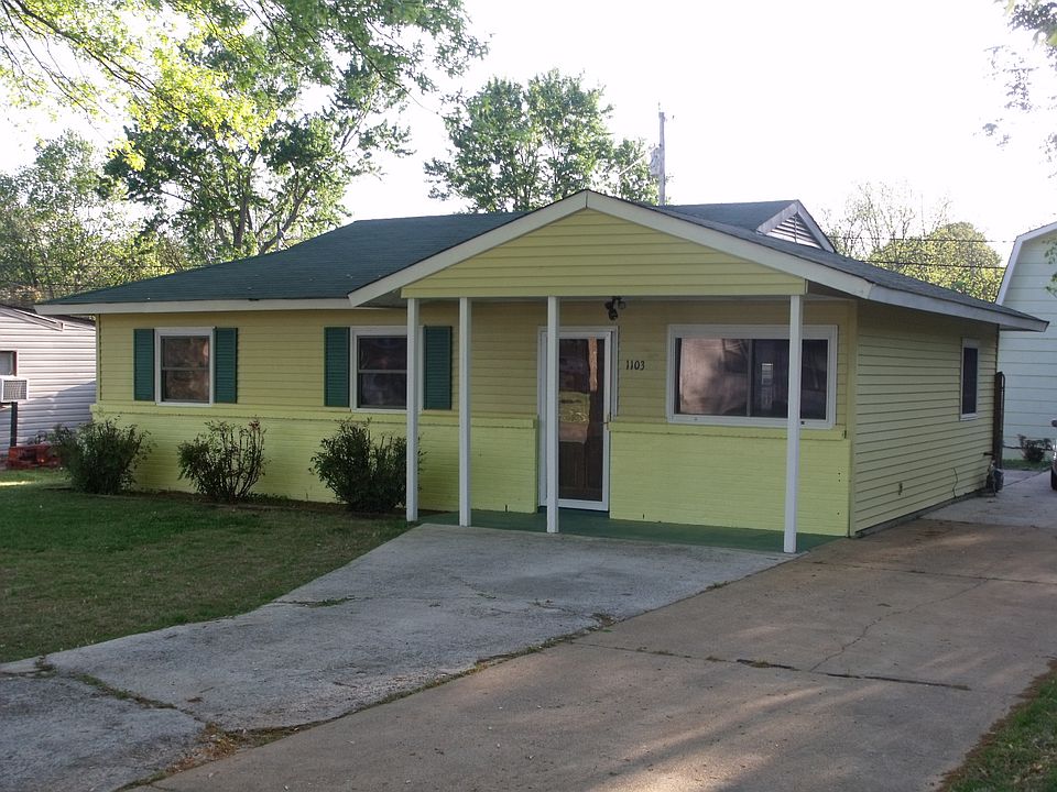 The Yellow House — Ladies Graduate Campus